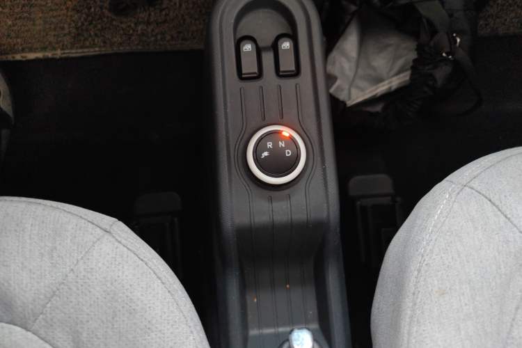 Used Wuling Hongguang MINIEV 2021 Macaron Premium Model – Lithium Iron Phosphate