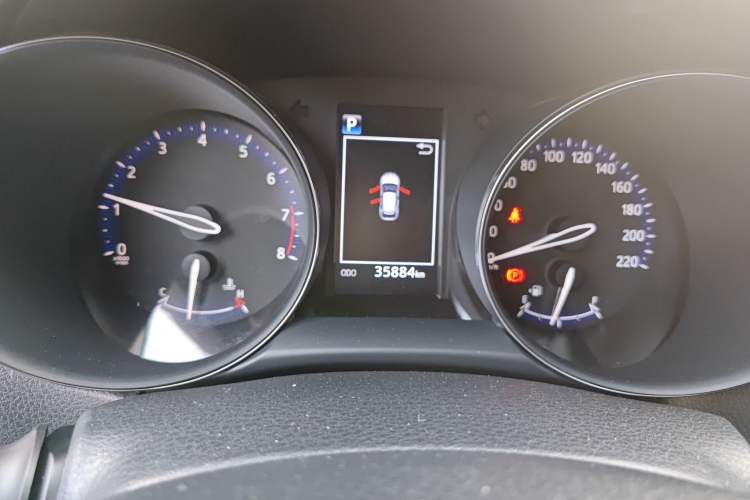 Used Toyota IZOA 2020 2.0L Enjoy Edition
