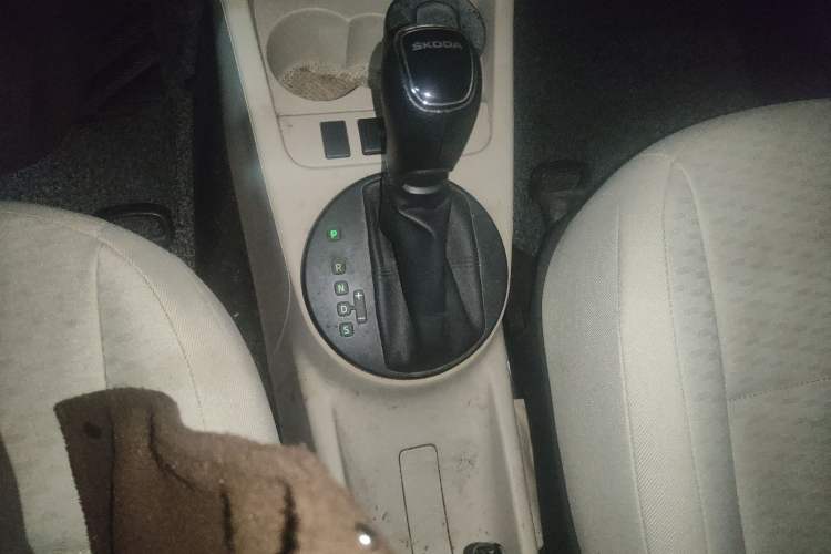 Used Skoda Fabia 2014 1.4L Automatic Crystal Edition