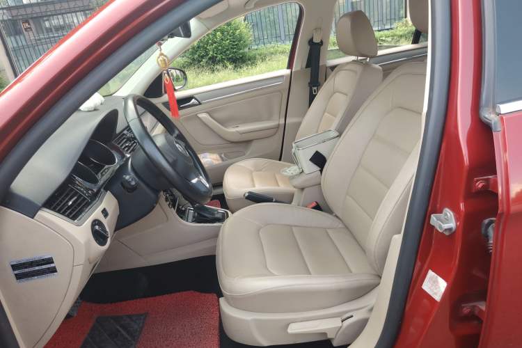 Used Volkswagen Bora 2013 1.6L Automatic Comfort Model
