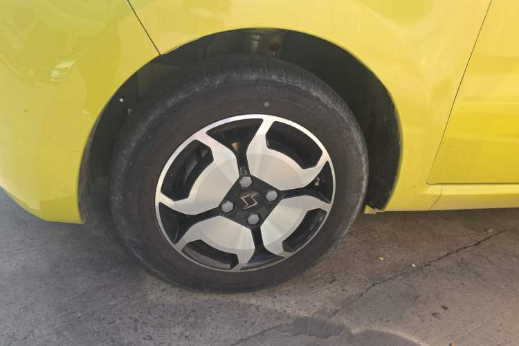 Used SOL E10X 2021 302 km Range Fashion Edition 31.4 kWh