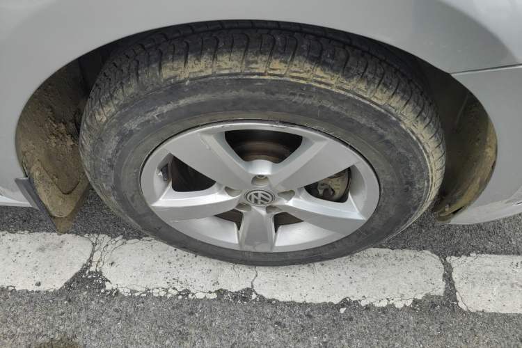 Used Volkswagen Lavida 2015 1.6L Automatic Fashion Edition
