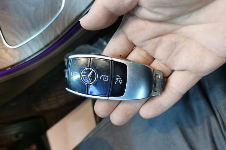 Used Mercedes-Benz E-Class 2019 E 300 L Luxury Model
