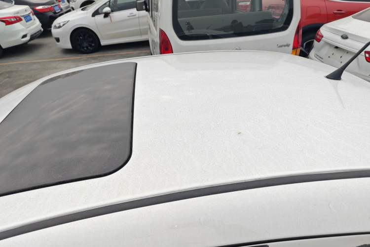 Used Brilliance H330 2013 1.5L Manual Luxury Model
