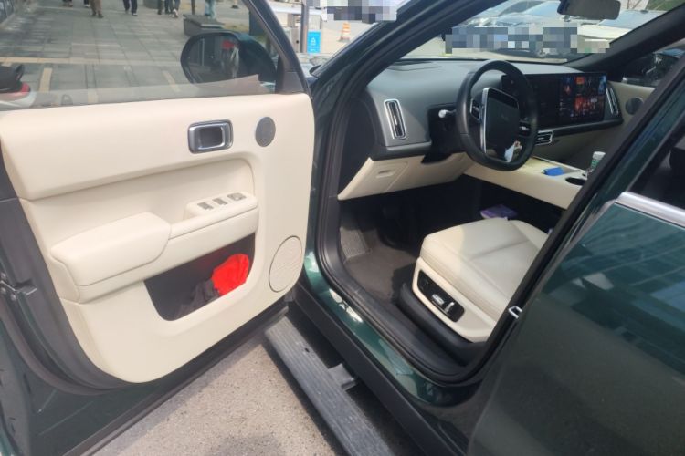 Used Li Auto L9 2022 Max model