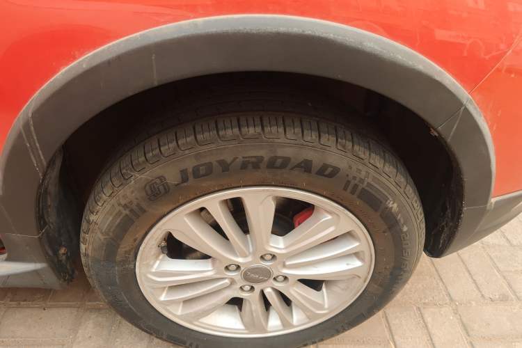 Used Haval H1 2015 1.5L AMT Urban Model
