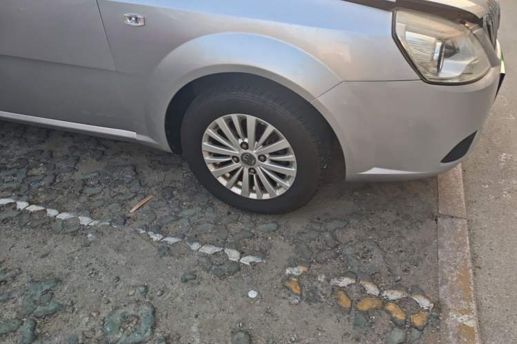 Used Buick Excelle 2015 1.5L Automatic Classic Model
