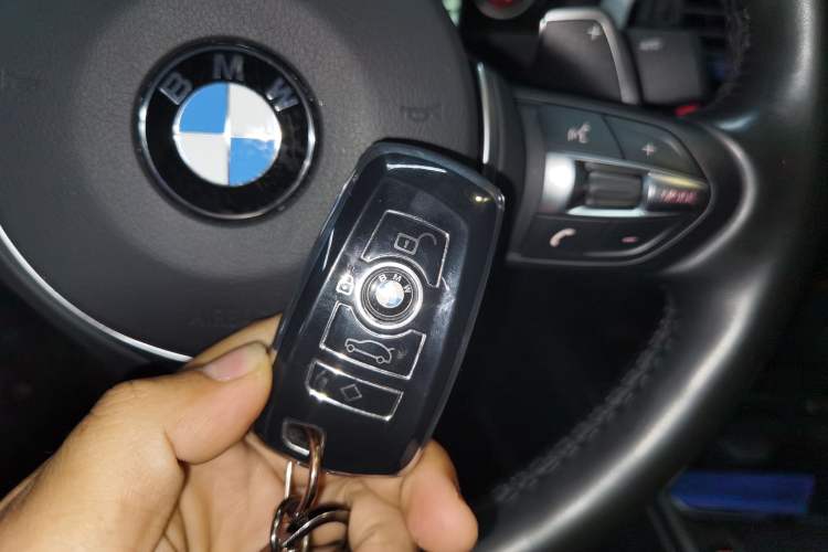 Used BMW 3 Series 2018 320i M Sport Package
