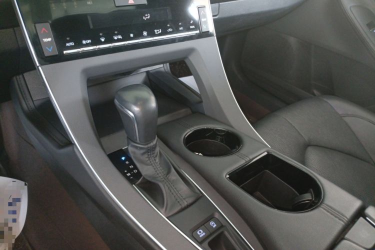 Used Toyota Avalon 2019 2.0L XLE Premium Edition China VI
