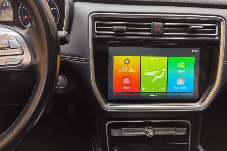 Used Roewe RX8 2018 30T Two-Wheel Drive Flagship Edition
