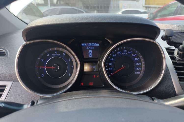 Used Hyundai Elantra (5th Generation / Langdong) 2013 1.6L Automatic Leading Model
