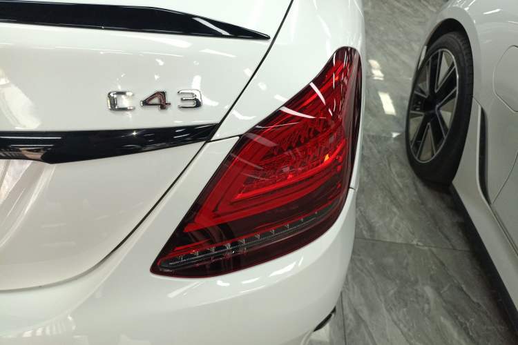 Used Mercedes-Benz C-Class AMG 2019 AMG C 43 4MATIC Right Rear Taillight