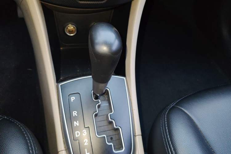 Used Hyundai Verna (older generation) 2014 1.4L Automatic Smart GLS