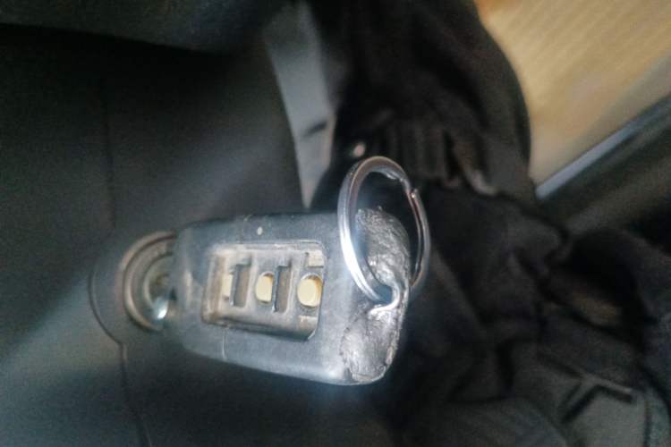 Used Iveco Power Daily 2013 3.0T-V39 High-Roof Box Truck F1C
