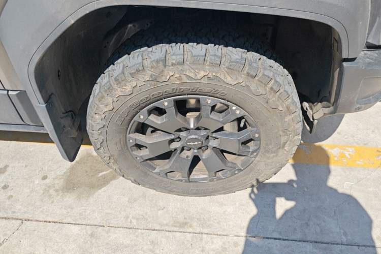 Used Formula Leopard 5 2023 Cloud Ride Flagship Edition