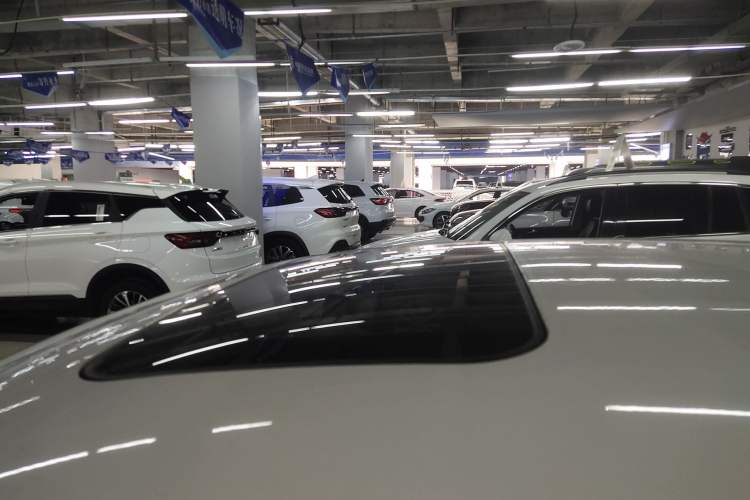 Used Skoda Rapid 2018 1.6L Automatic Comfort Edition Roof