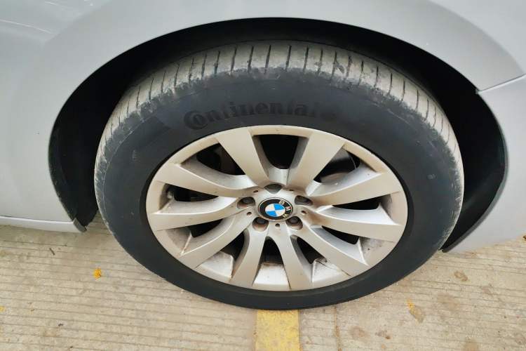 Used BMW 5 Series GT 2010 535i Leading Model
