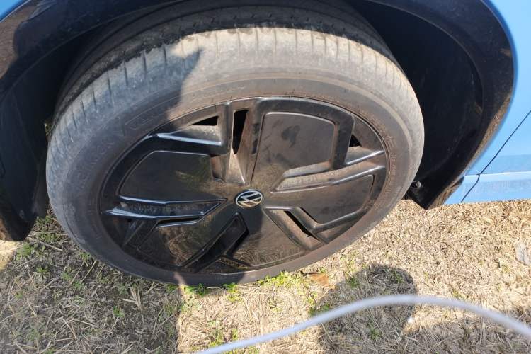 Used Volkswagen Tiguan L 2024 PRO 380TSI Four-Wheel Drive R-Line Prestige Edition Left Front Wheel Hub