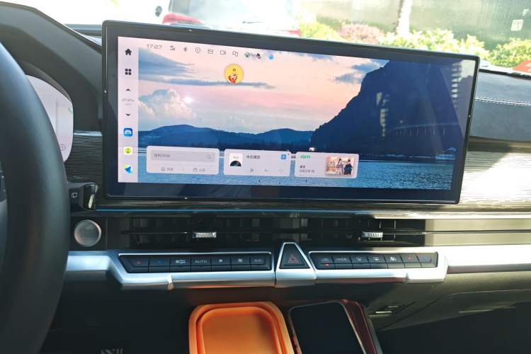 Used Tank 400 New Energy 2024 Hi4-T Off-Road Edition Audio And AC Panel