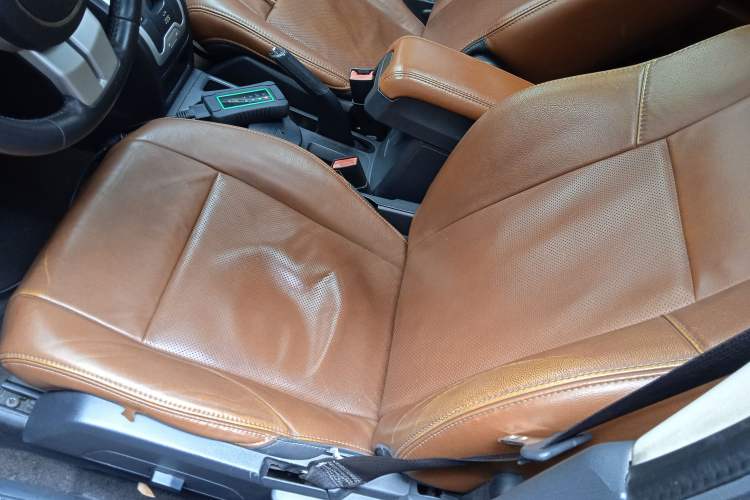 Used Jeep Compass 2014 2.4L four-wheel drive luxury version Left Front Seat