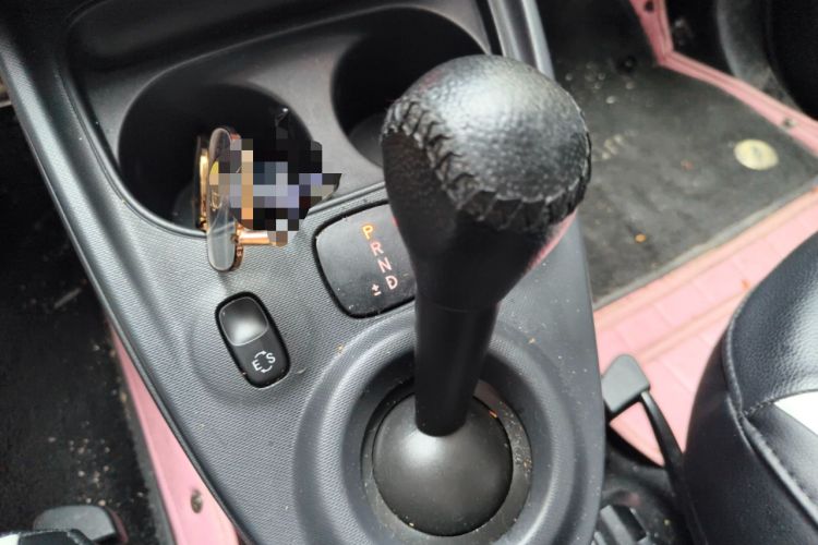 Used smart fortwo 2015 1.0L 52 kW hardtop Dynamic version