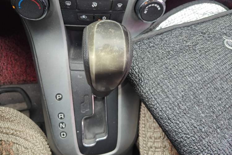 Used Chevrolet Cruze 2013 1.6L SL Grand Edition Automatic Gear Lever