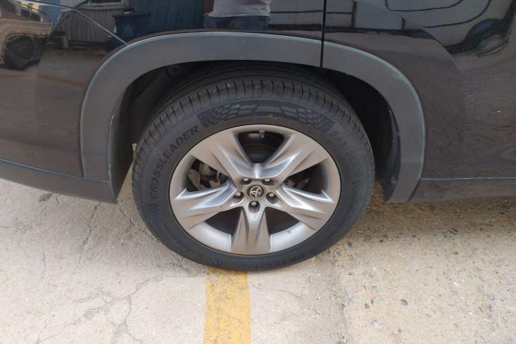 Used Toyota Highlander 2017 2.0T Four-Wheel Drive Luxury Edition 7 Seats
