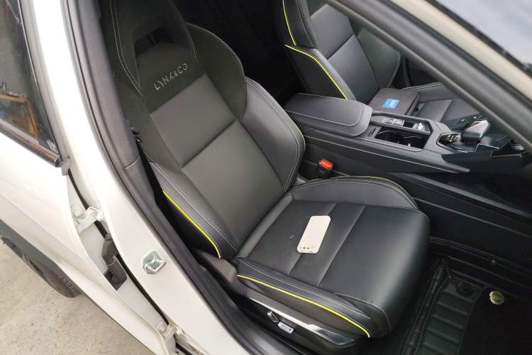 Used Lynk & Co 06 2023 Remix 1.5T Dynamic Halo
