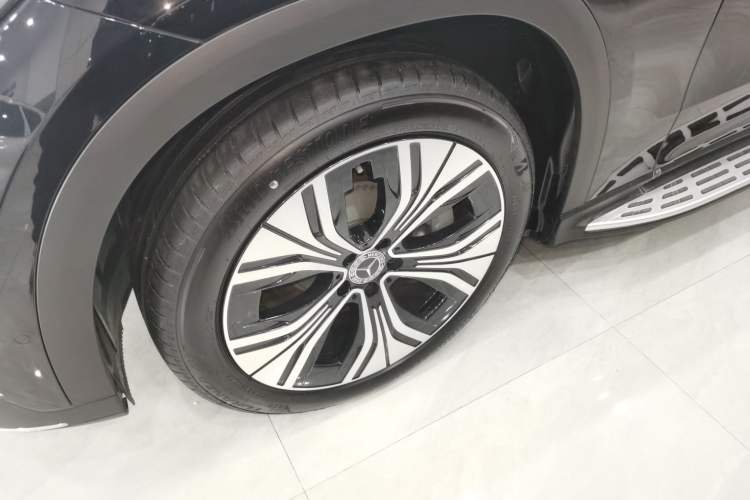 Used Mercedes-Benz EQE SUV 2024 500 4MATIC Pioneer Edition