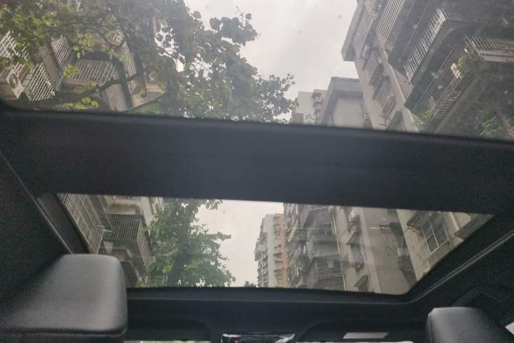 Used Toyota Avalon 2024 Dual-Motor 2.0L Luxury Edition Headliner