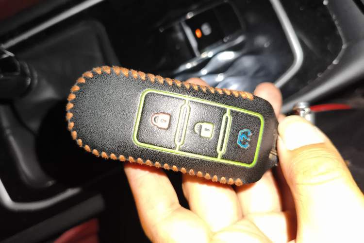 Used Dongfeng Fengon 580 2021 ☆ Star Edition 1.5T Manual Luxury Version Interior 1