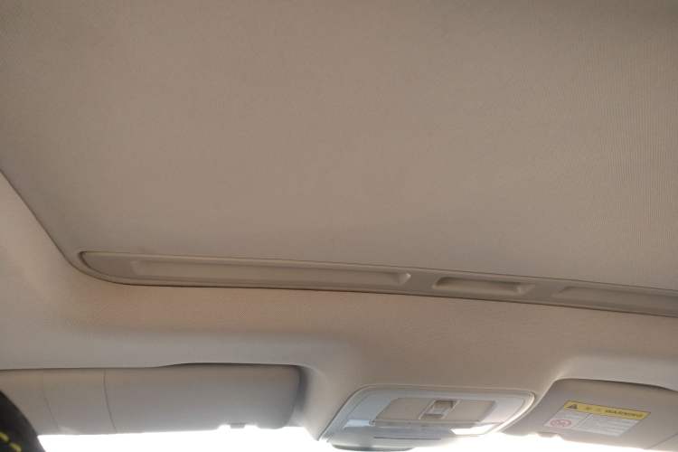 Used Roewe i5 2021 1.5L CVT Diamond Edition
