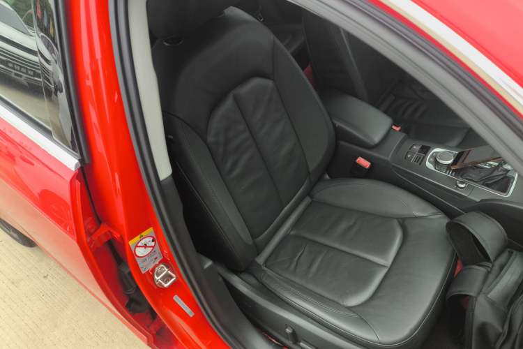 Used Audi A3 2014 Sportback 35 TFSI Automatic Comfort Model Right Front Seat