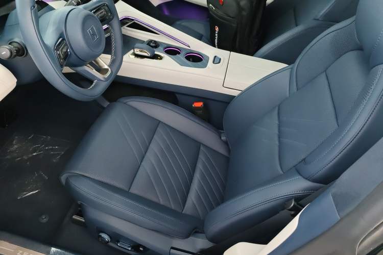 Used Zeekr 001 2024 WE Edition 95 kWh All-Wheel Drive Left Front Seat