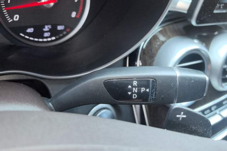 Used Mercedes-Benz GLC 2016 GLC 260 4MATIC Dynamic Edition