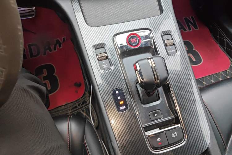 Used GAC Trumpchi EMPOW 2021 270T DCT J15 Version Gear Lever