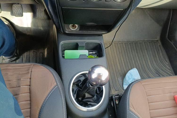 Used Suzuki SX4 2013 1.6L Manual CoolRide Model