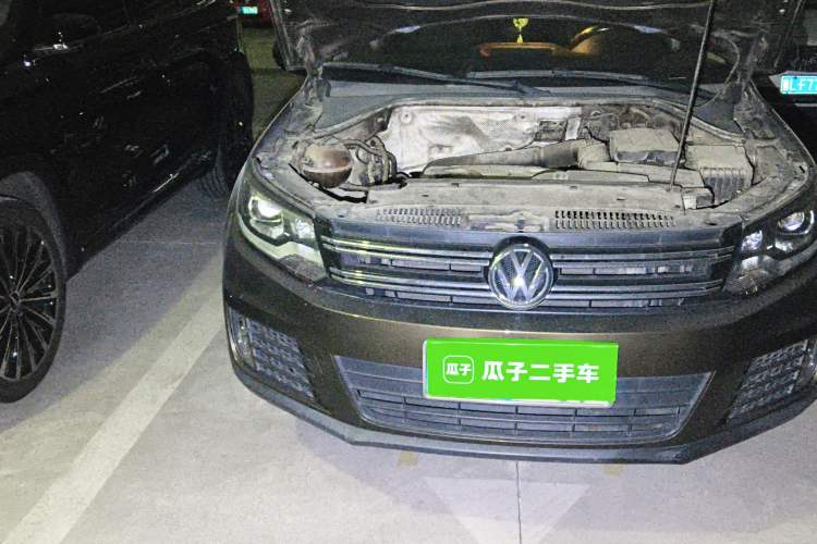 Used Volkswagen Tiguan 2015 1.8TSI Automatic Two-Wheel Drive Trend Edition Right Front Headlight