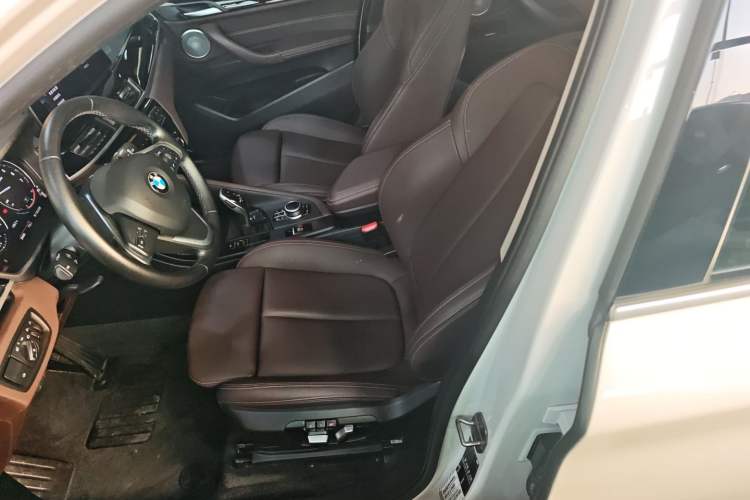 Used BMW X1 2022 sDrive20Li Fashion Model Left Front Seat