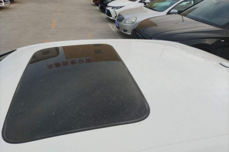 Used Audi A4L 2018 30th Anniversary Edition 30 TFSI Ambition Model Roof