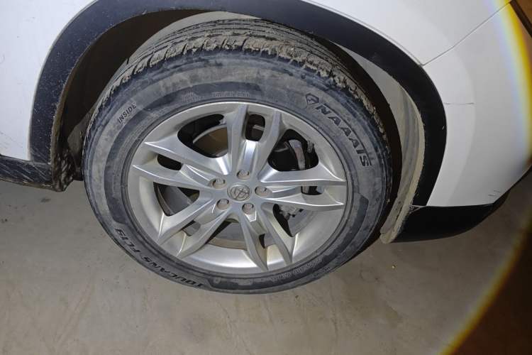 Used Brilliance V5 2012 1.6L Manual Luxury Model
