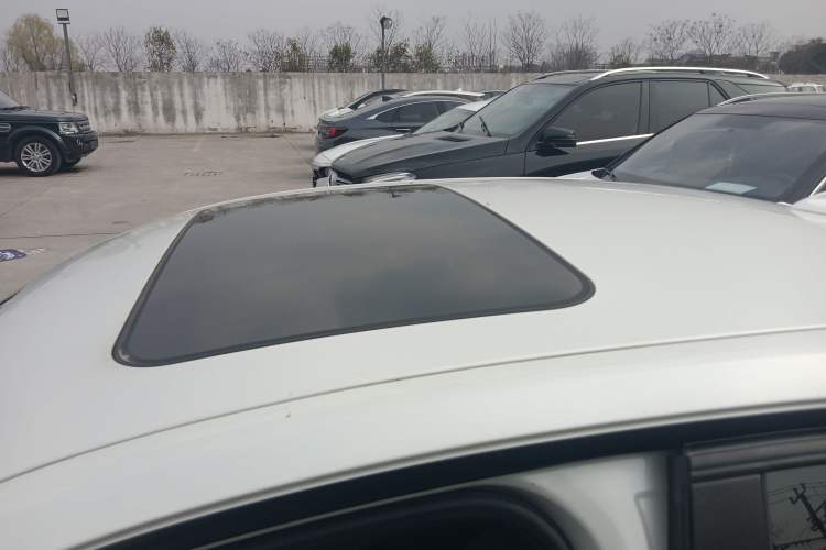 Used BMW 3 Series 2016 316i Fashion Model
