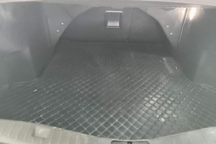 Used Lincoln MKZ 2019 2.0T Luxury Edition China VI Standard Trunk