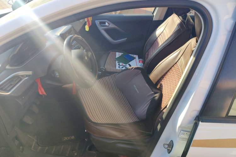 Used Peugeot 2008 2014 1.6L Manual Trend Edition