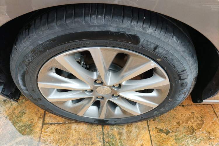 Used Buick GL6 2021 323T Mild Hybrid Connect Luxury Model
