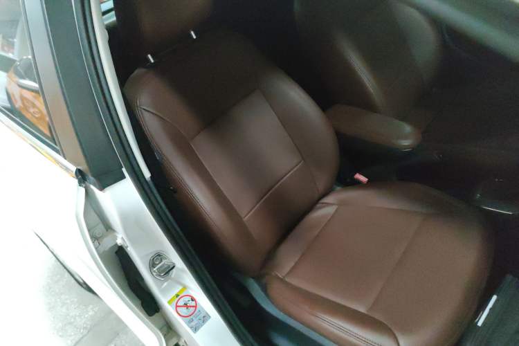 Used Volkswagen Polo 2013 1.6L Automatic Comfort Edition
