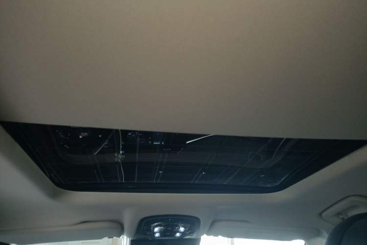 Used EXEED Lingyun 2025 300T Two-Wheel Drive Starry Edition
