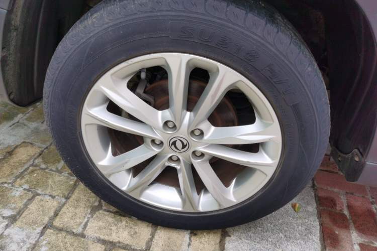 Used Dongfeng Fengon S560 2018 1.8L Manual Urban Model 7 Seats