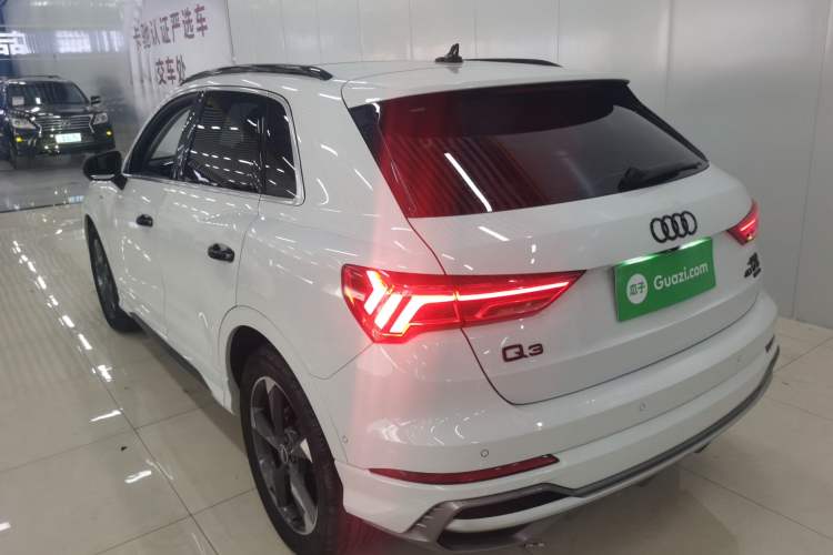 Used Audi Q3 2021 35 TFSI Fashion Dynamic Model
