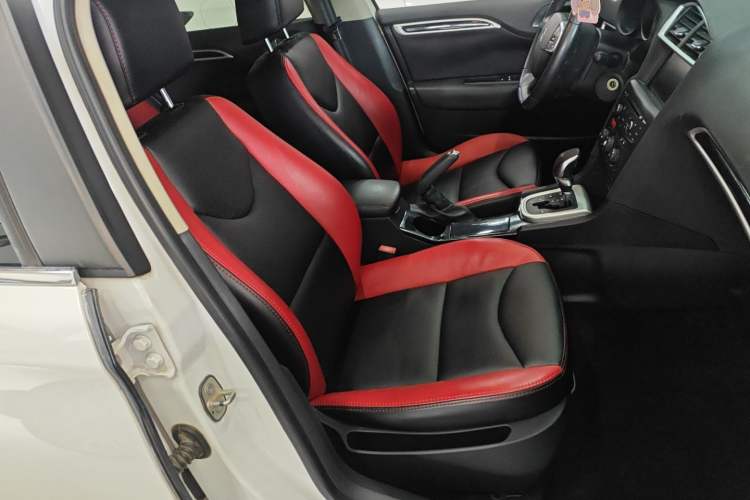 Used Citroen C4L 2015 1.8L Automatic Luxury Edition Right Front Seat